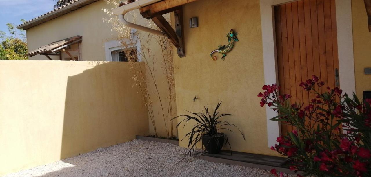 Maison F2, Neuve Au Calme Avec Jardinet La Crau Zewnętrze zdjęcie